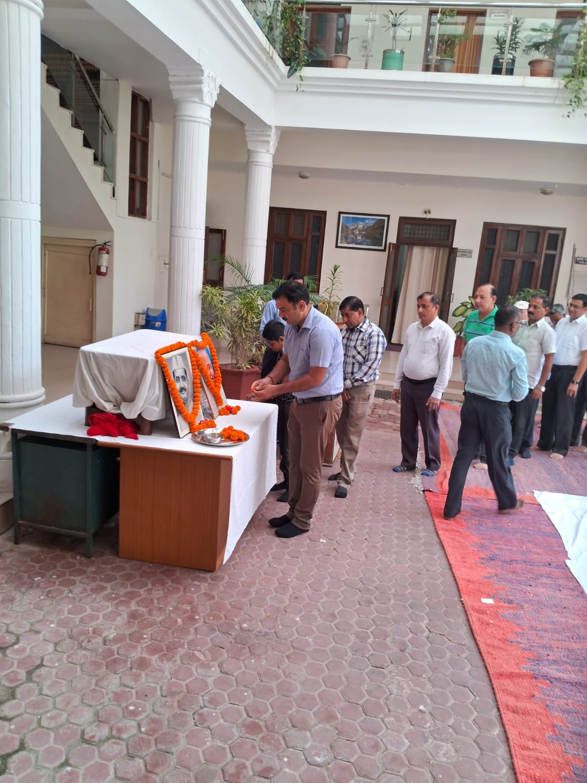 UKPSC Officers and Employees on occasion of Gandhi Jayanti (02 Oct , 2025)